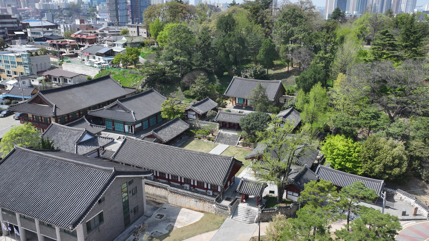 향교전경